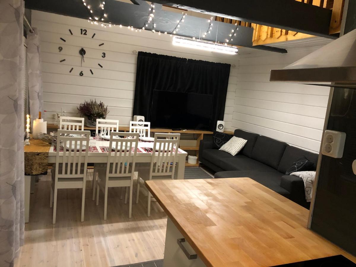 Syoete Huuhkamajat Cottage Экстерьер фото